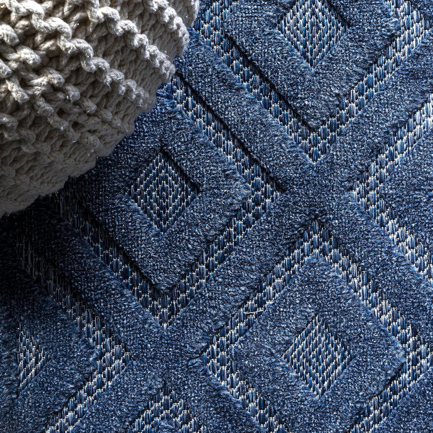 imageJONATHAN Y Diamond Trellis Indoor Outdoor Round Area Rug 5 Ft Dark Gray Portmany Neutral for Backyard Patio Porch EasyCleaning High Traffic PetFriendly NonShedding IBZ104A5RNavy