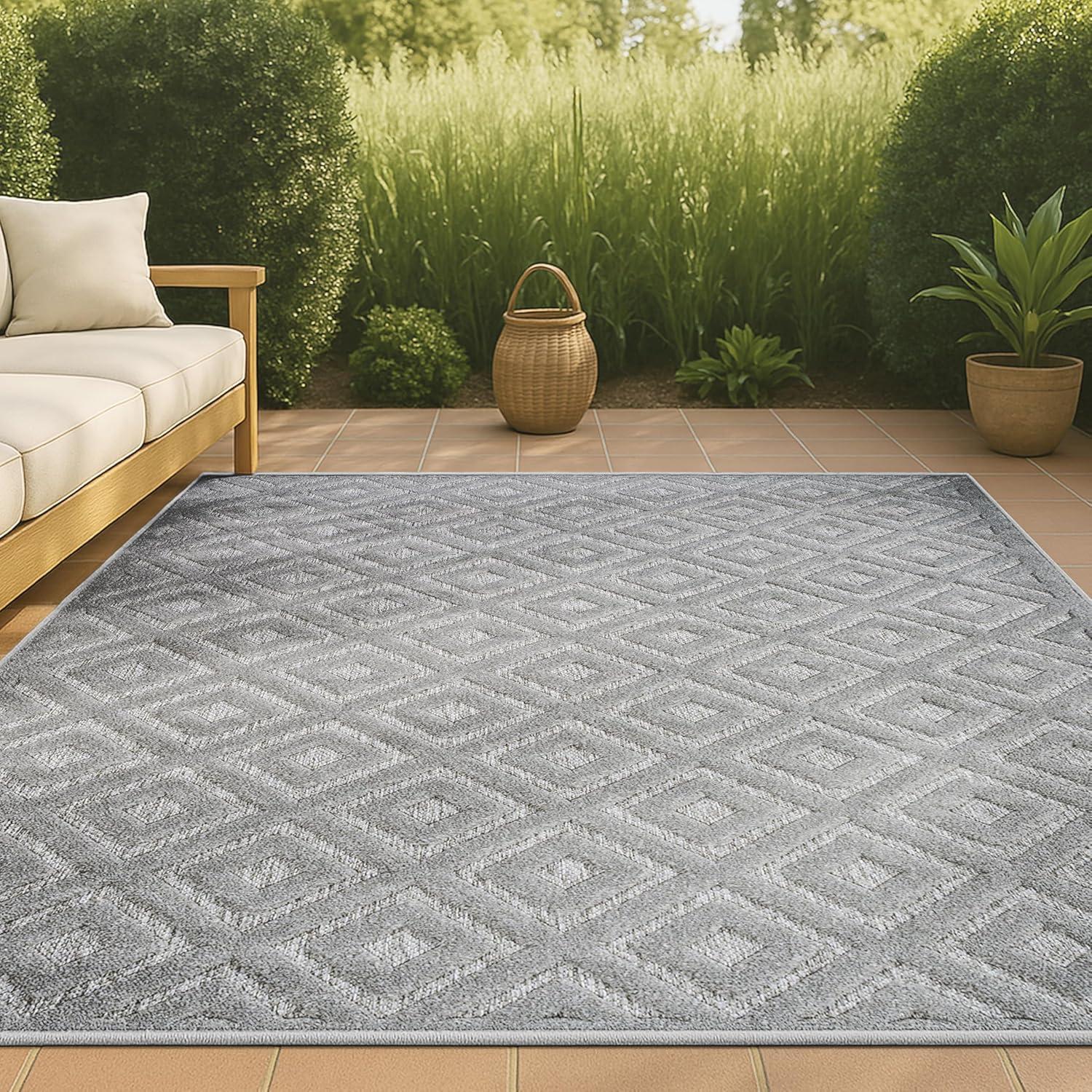 imageJONATHAN Y Diamond Trellis Indoor Outdoor Round Area Rug 5 Ft Dark Gray Portmany Neutral for Backyard Patio Porch EasyCleaning High Traffic PetFriendly NonShedding IBZ104A5RLight Gray