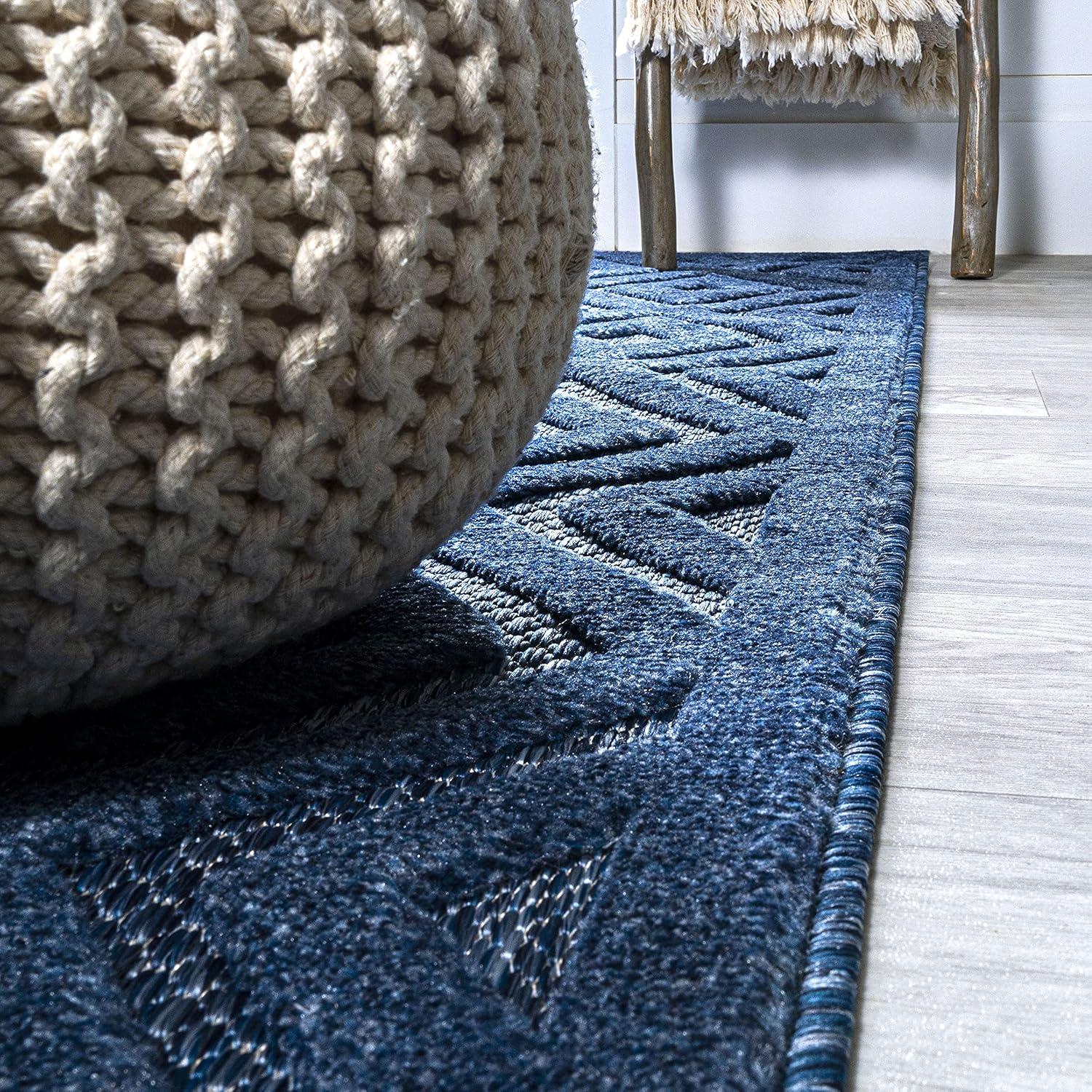 imageJONATHAN Y Diamond Trellis Indoor Outdoor Round Area Rug 5 Ft Dark Gray Portmany Neutral for Backyard Patio Porch EasyCleaning High Traffic PetFriendly NonShedding IBZ104A5RNavy