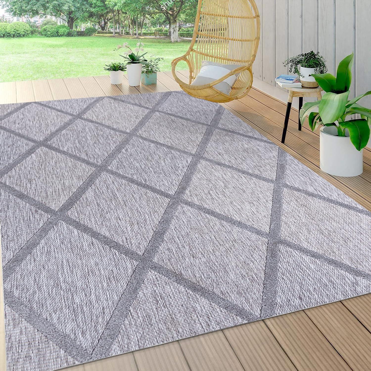 imageJONATHAN Y Diamond Trellis Indoor Outdoor Runner Rug 2X8 Dark Gray Salines for Backyard Patio Porch EasyCleaning High Traffic PetFriendly NonShedding IBZ101A28Light Gray
