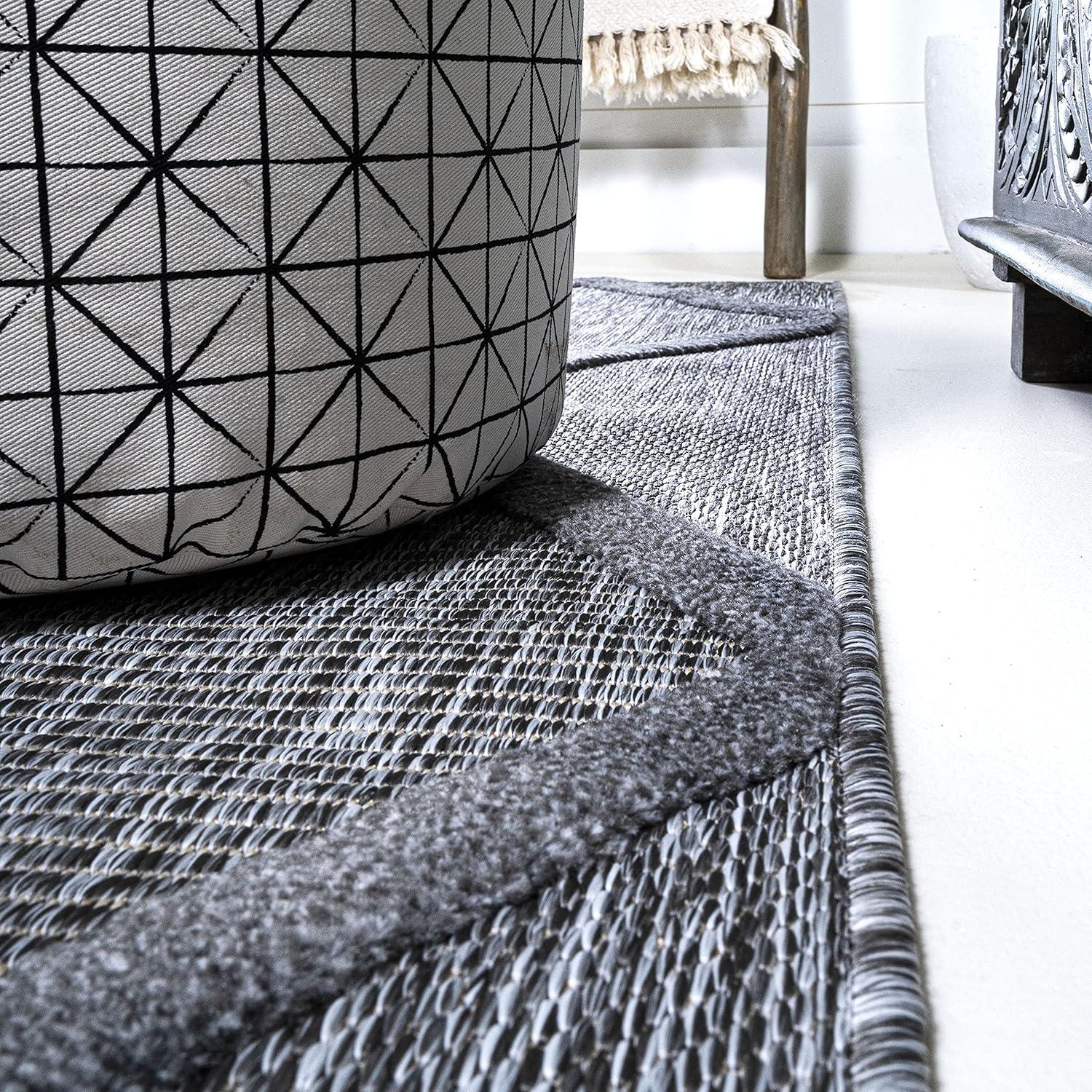 imageJONATHAN Y Diamond Trellis Indoor Outdoor Runner Rug 2X8 Dark Gray Salines for Backyard Patio Porch EasyCleaning High Traffic PetFriendly NonShedding IBZ101A28Dark Gray