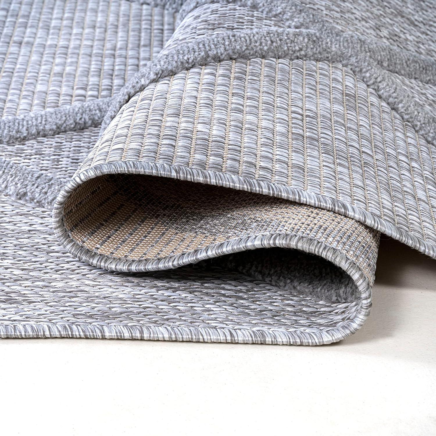 imageJONATHAN Y Diamond Trellis Indoor Outdoor Runner Rug 2X8 Dark Gray Salines for Backyard Patio Porch EasyCleaning High Traffic PetFriendly NonShedding IBZ101A28Light Gray