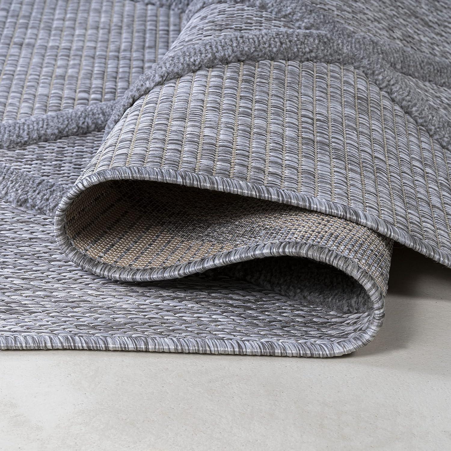 imageJONATHAN Y Diamond Trellis Indoor Outdoor Runner Rug 2X8 Dark Gray Salines for Backyard Patio Porch EasyCleaning High Traffic PetFriendly NonShedding IBZ101A28Light Gray