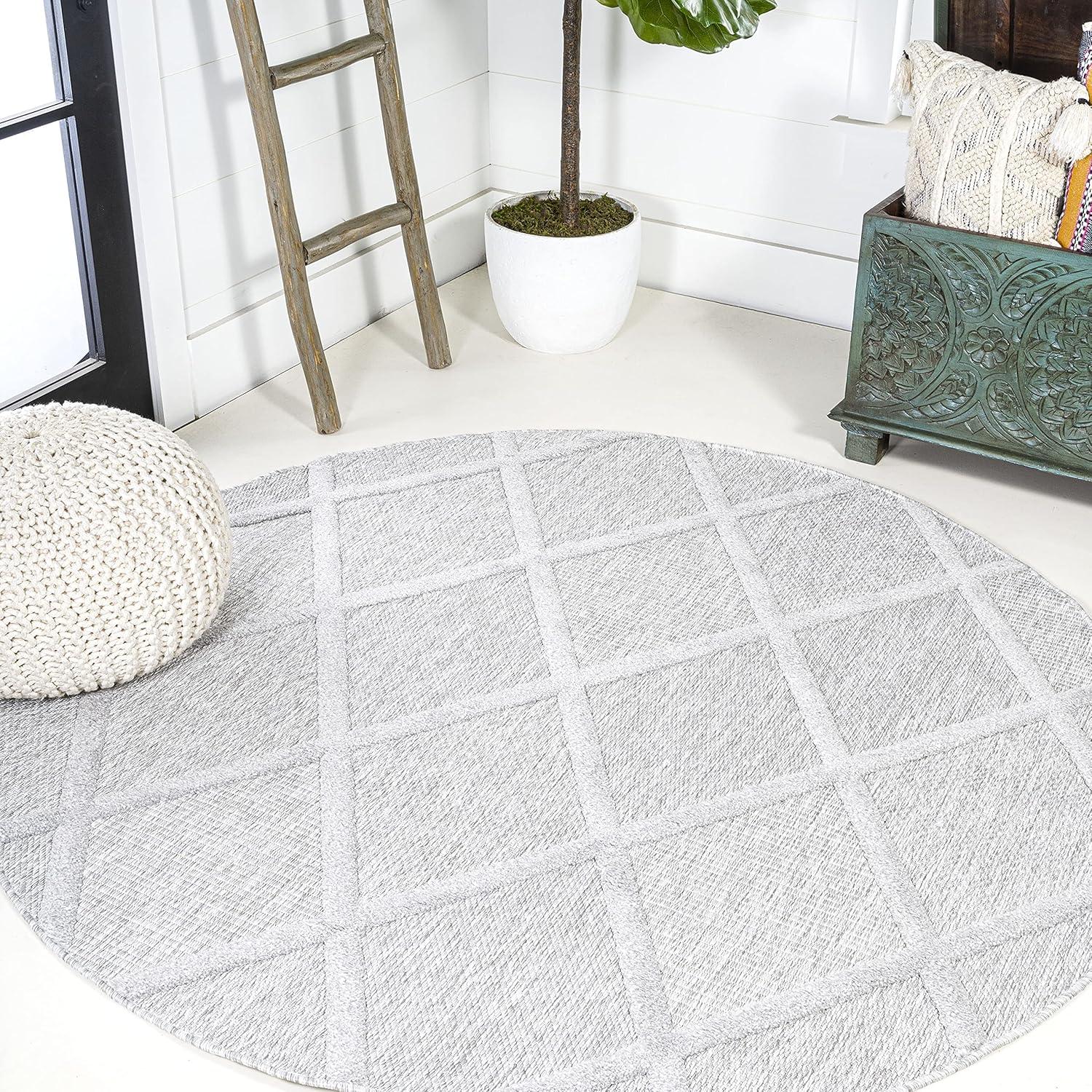 imageJONATHAN Y Diamond Trellis Indoor Outdoor Runner Rug 2X8 Dark Gray Salines for Backyard Patio Porch EasyCleaning High Traffic PetFriendly NonShedding IBZ101A28Light Gray