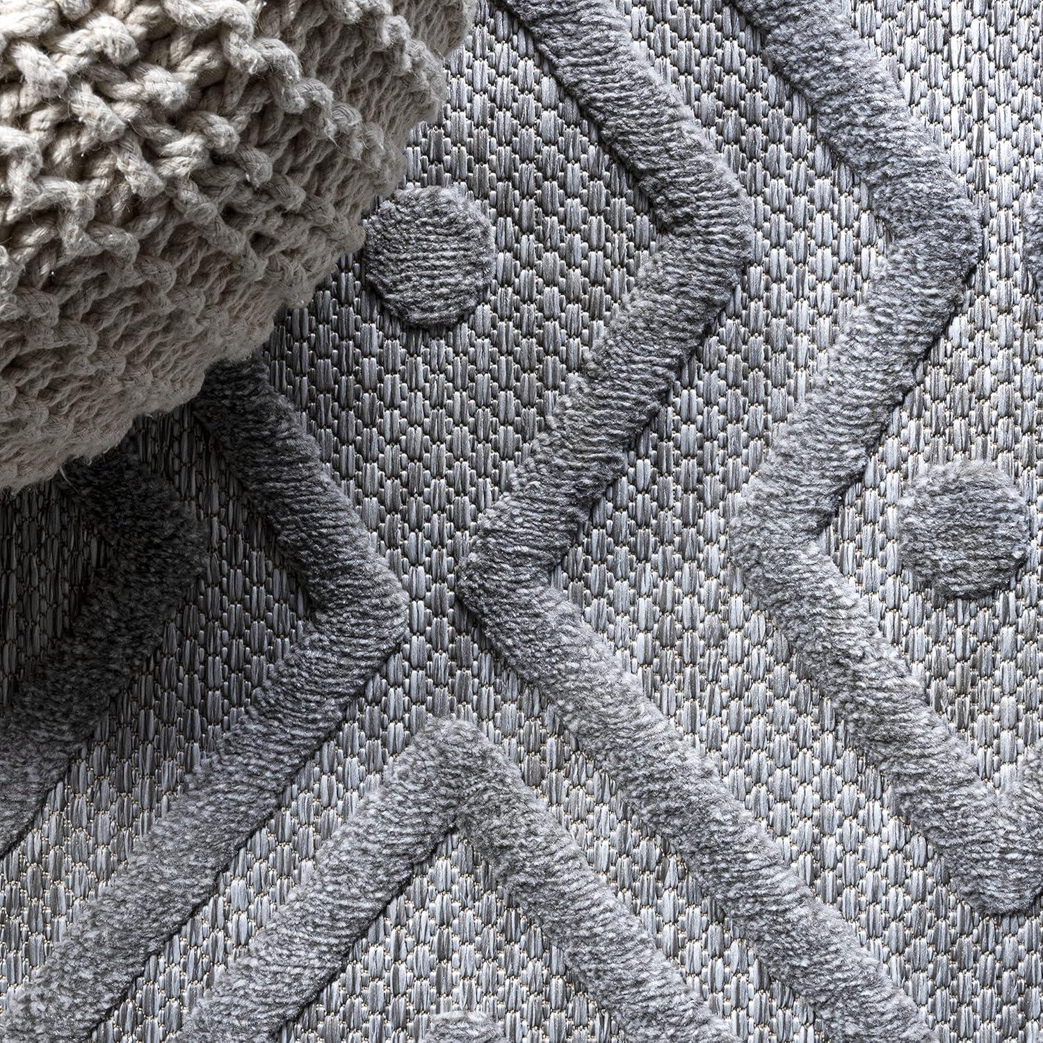 imageJONATHAN Y Moroccan Diamond Indoor Outdoor Round Area Rug 5 Ft Ivory Balansat for Backyard Patio Porch EasyCleaning High Traffic PetFriendly NonShedding IBZ100D5RLight Gray