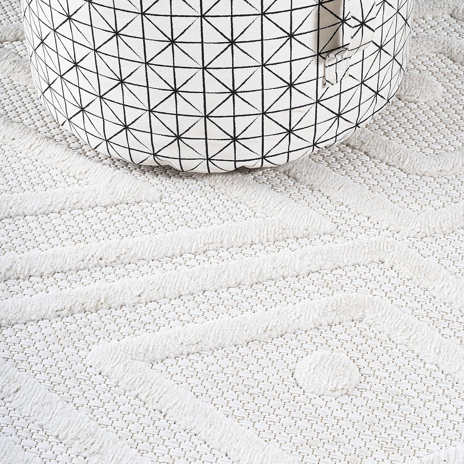 imageJONATHAN Y Moroccan Diamond Indoor Outdoor Round Area Rug 5 Ft Ivory Balansat for Backyard Patio Porch EasyCleaning High Traffic PetFriendly NonShedding IBZ100D5RIvory