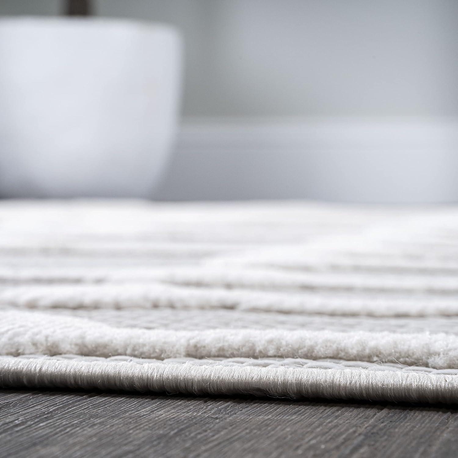 imageJONATHAN Y Moroccan Diamond Indoor Outdoor Round Area Rug 5 Ft Light Gray Peralta for Backyard Patio Porch EasyCleaning High Traffic PetFriendly NonShedding IBZ103C5RIvory