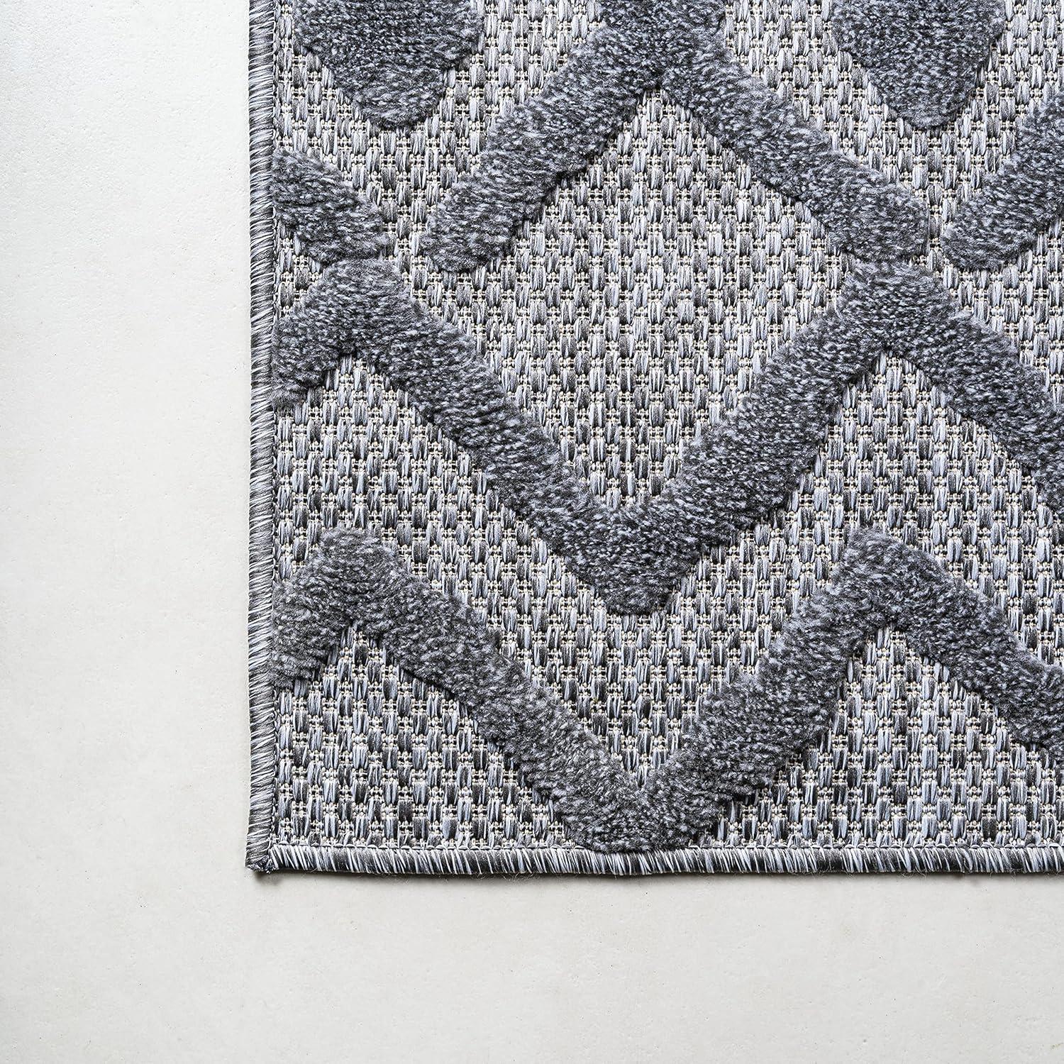 imageJONATHAN Y Moroccan Diamond Indoor Outdoor Round Area Rug 5 Ft Light Gray Peralta for Backyard Patio Porch EasyCleaning High Traffic PetFriendly NonShedding IBZ103C5RDark Gray