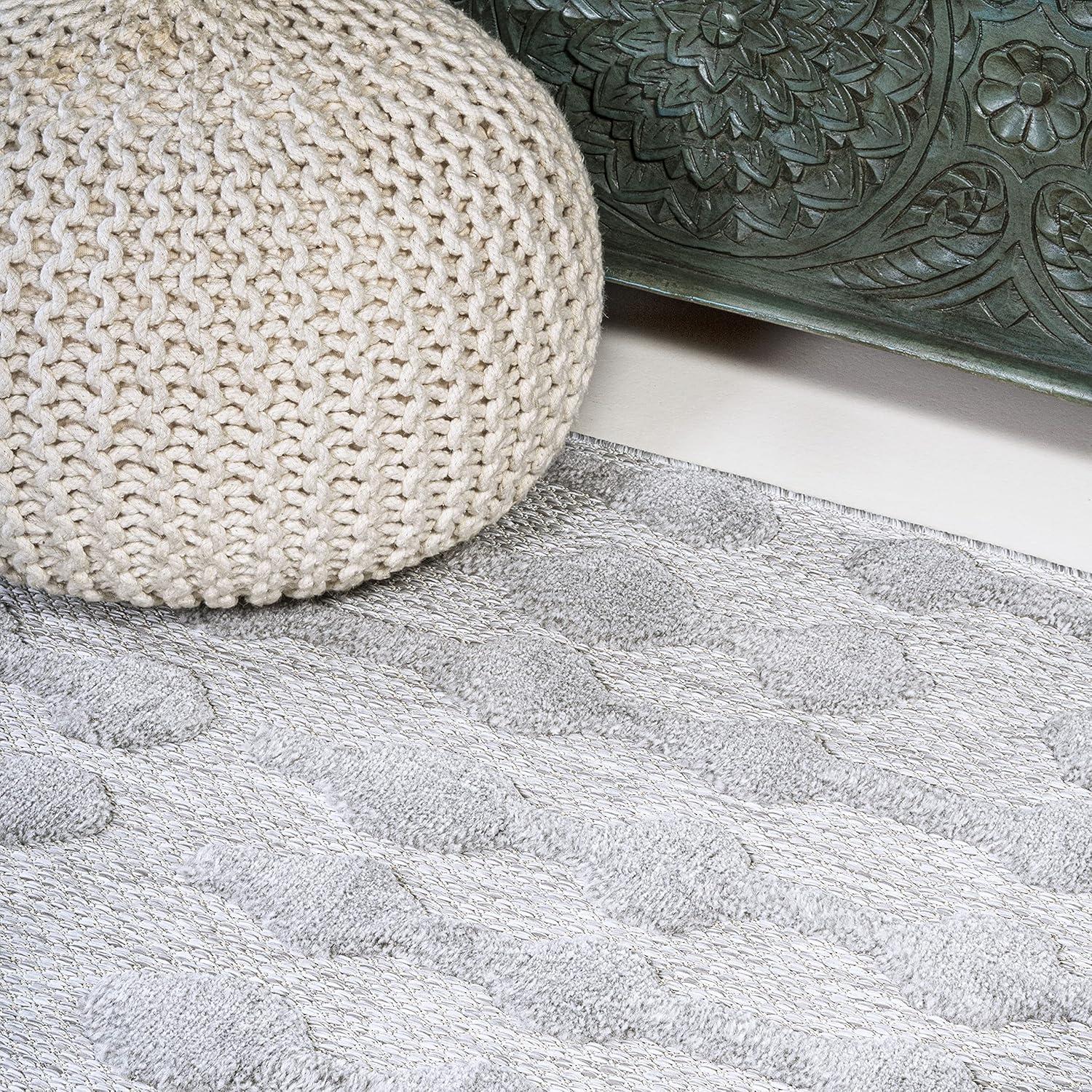 imageJONATHAN Y Moroccan Diamond Indoor Outdoor Round Area Rug 5 Ft Light Gray Peralta for Backyard Patio Porch EasyCleaning High Traffic PetFriendly NonShedding IBZ103C5RLight Gray