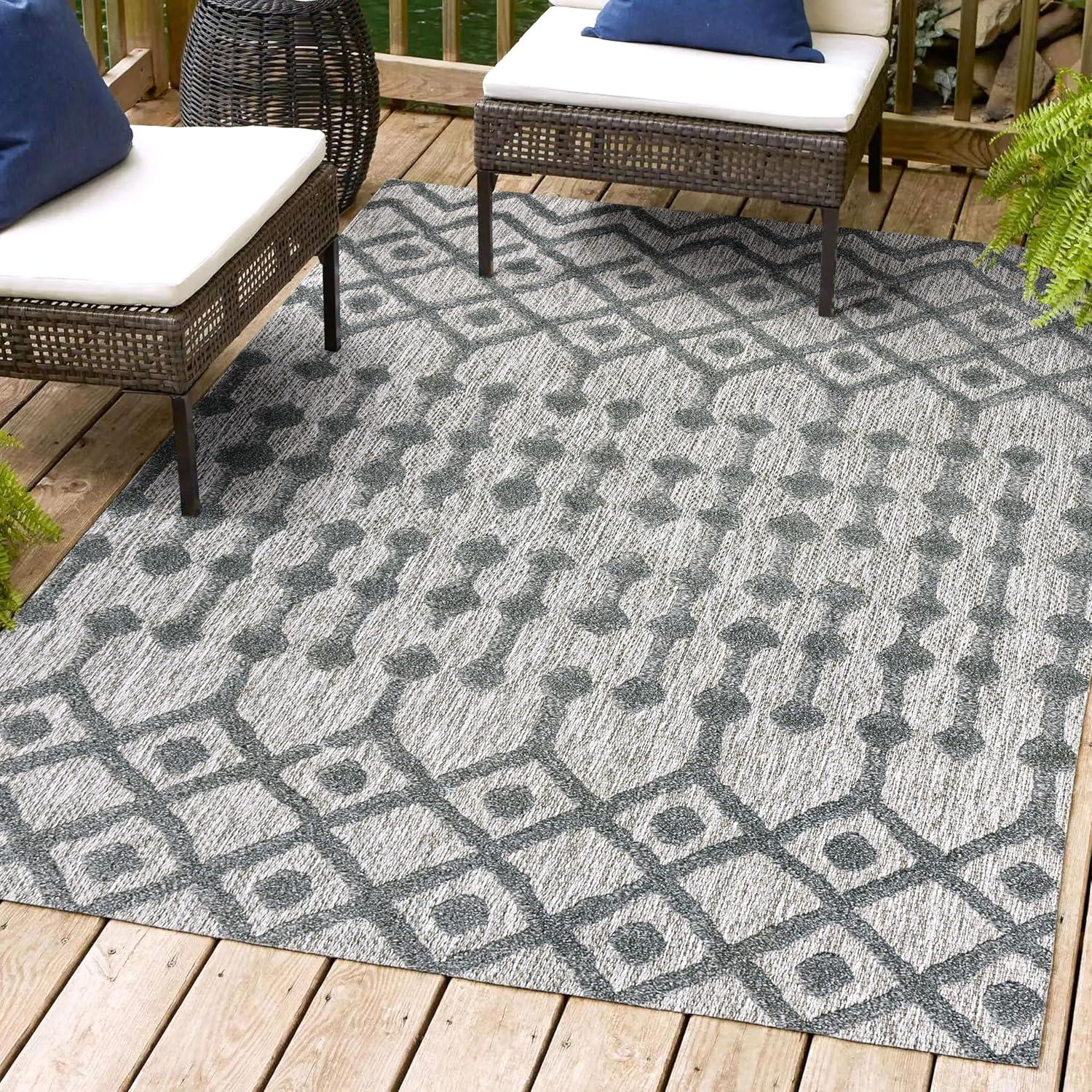 imageJONATHAN Y Moroccan Diamond Indoor Outdoor Round Area Rug 5 Ft Light Gray Peralta for Backyard Patio Porch EasyCleaning High Traffic PetFriendly NonShedding IBZ103C5RDark Gray