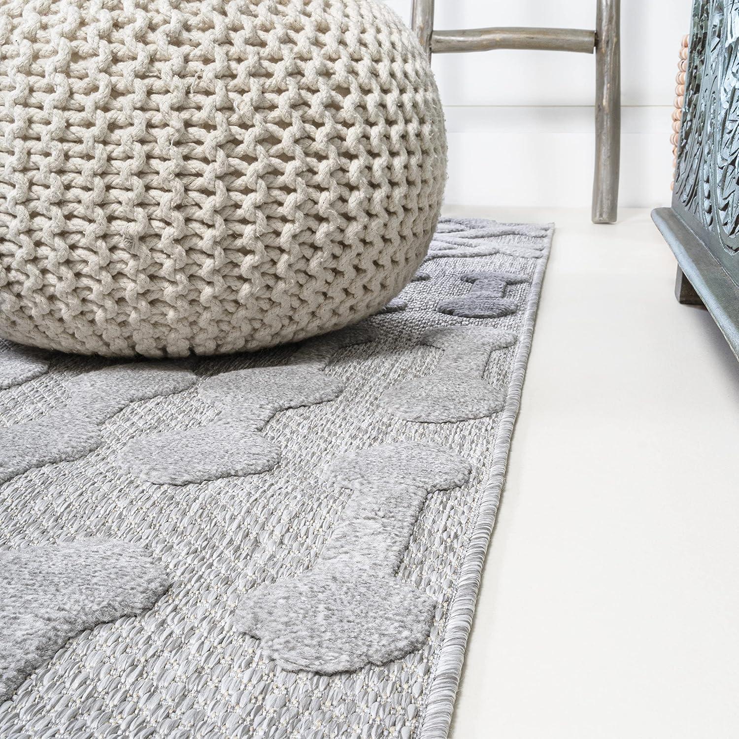 imageJONATHAN Y Moroccan Diamond Indoor Outdoor Round Area Rug 5 Ft Light Gray Peralta for Backyard Patio Porch EasyCleaning High Traffic PetFriendly NonShedding IBZ103C5RLight Gray