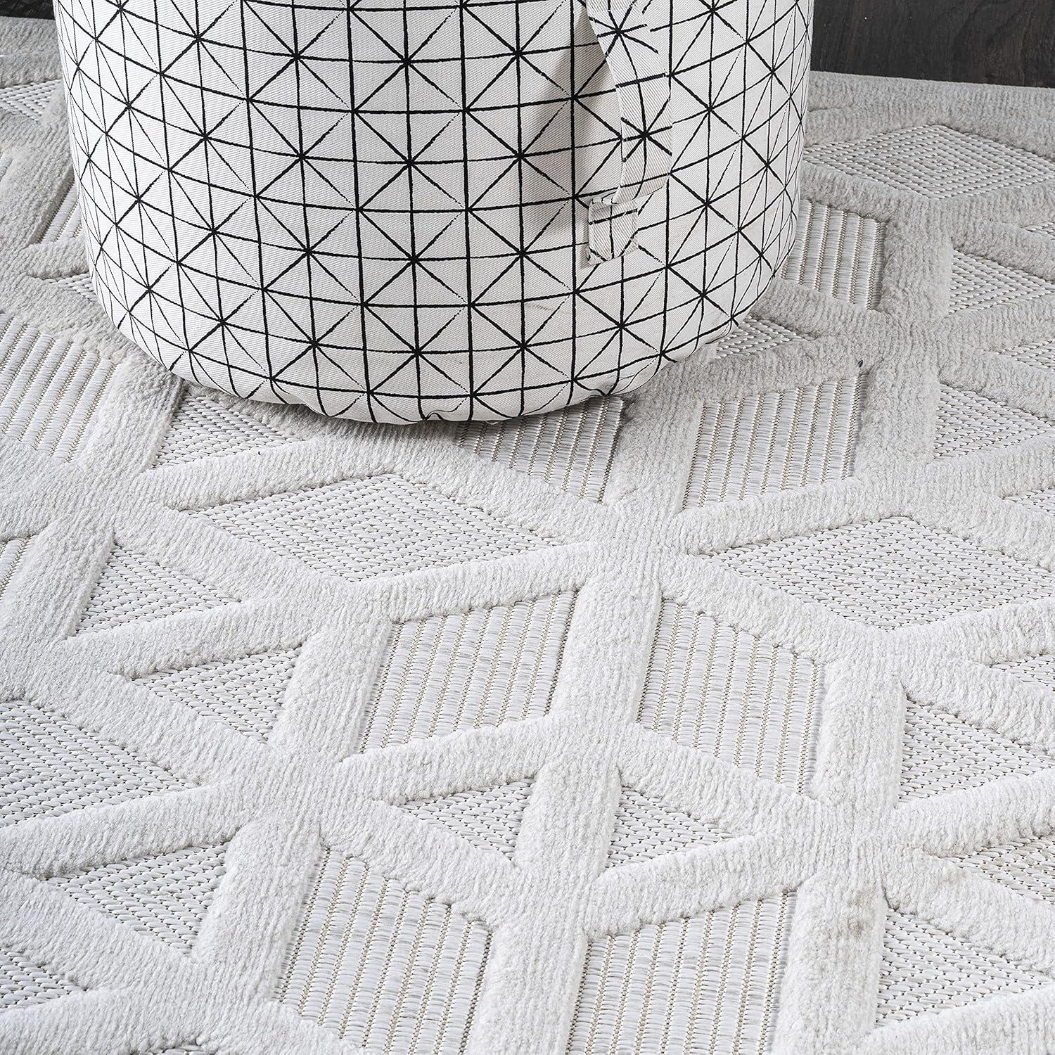 imageJONATHAN Y Neutral Geometric Indoor Outdoor Round Area Rug 5 Ft Dark Gray Talaia for Backyard Patio Porch EasyCleaning High Traffic PetFriendly NonShedding IBZ102A5RIvory