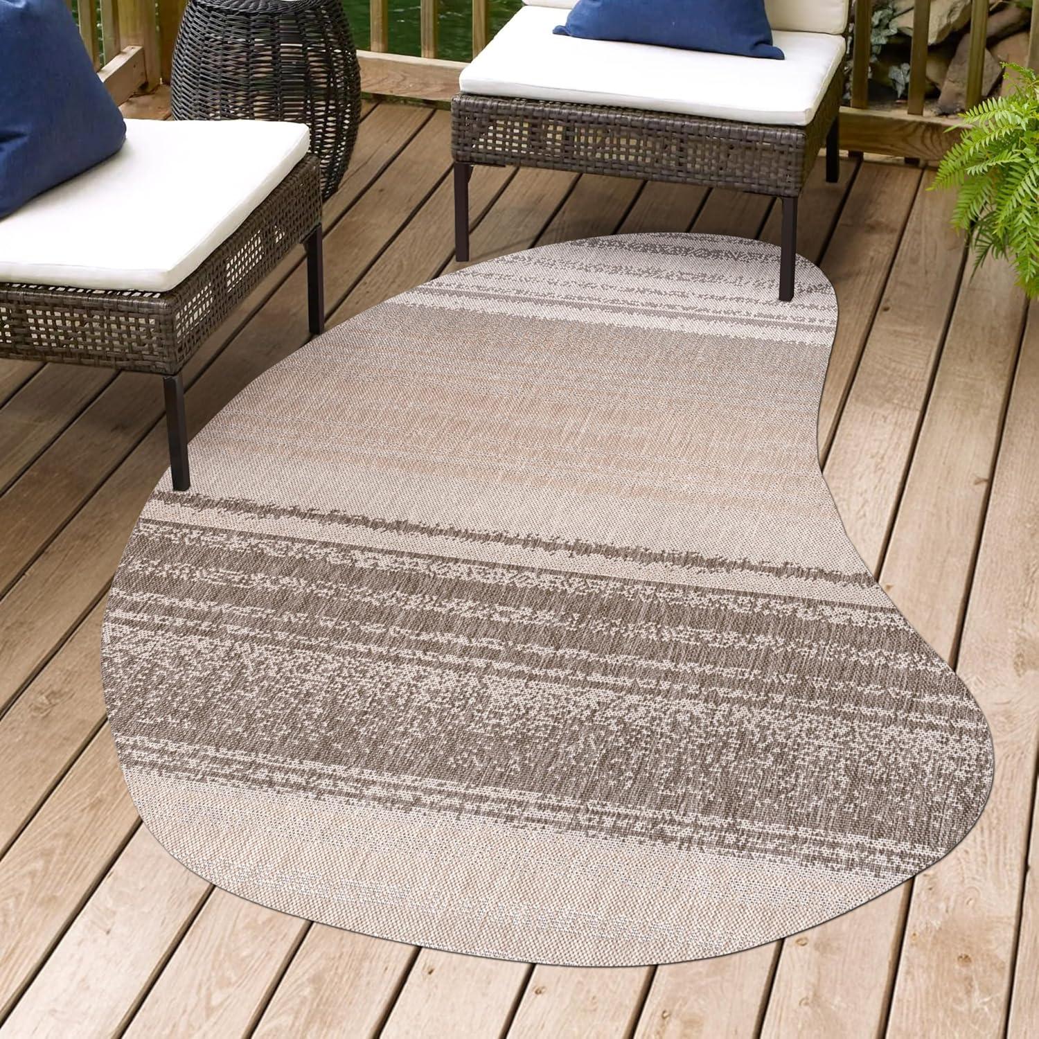 imageJONATHAN Y Rustic Organic Curve Indoor Outdoor Area Rug 8X10 Brown Evan Modern for Backyard Patio Porch EasyCleaning High Traffic PetFriendly NonShedding SHP102E8Gradient Brown