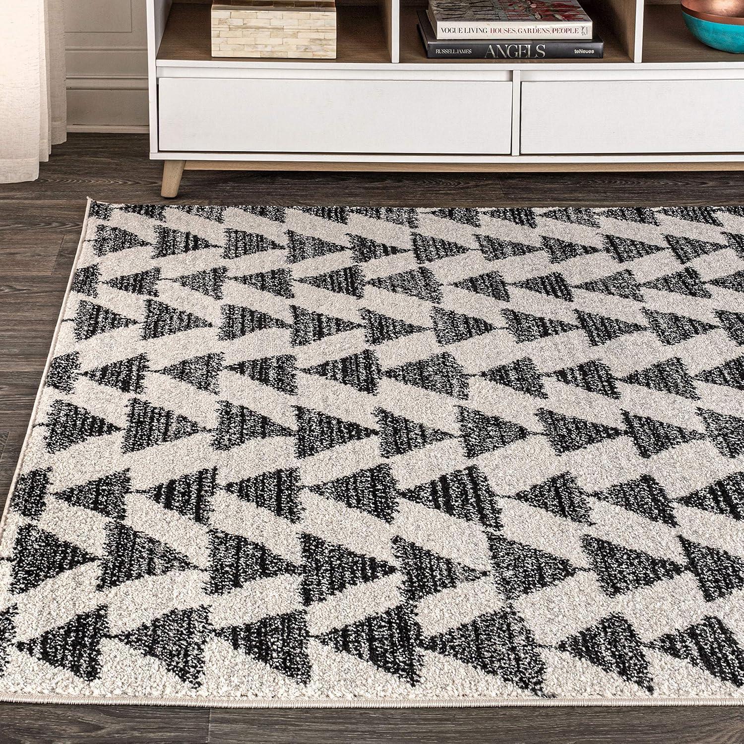 imageJONATHAN Y Aisha Moroccan Triangle Geometric BlackCream Indoor Area Rug 8x10 Contemporary Modern EasyCleaning for Living Room Bedroom Kitchen Pet Friendly NonShedding MOH206C8CreamBlack