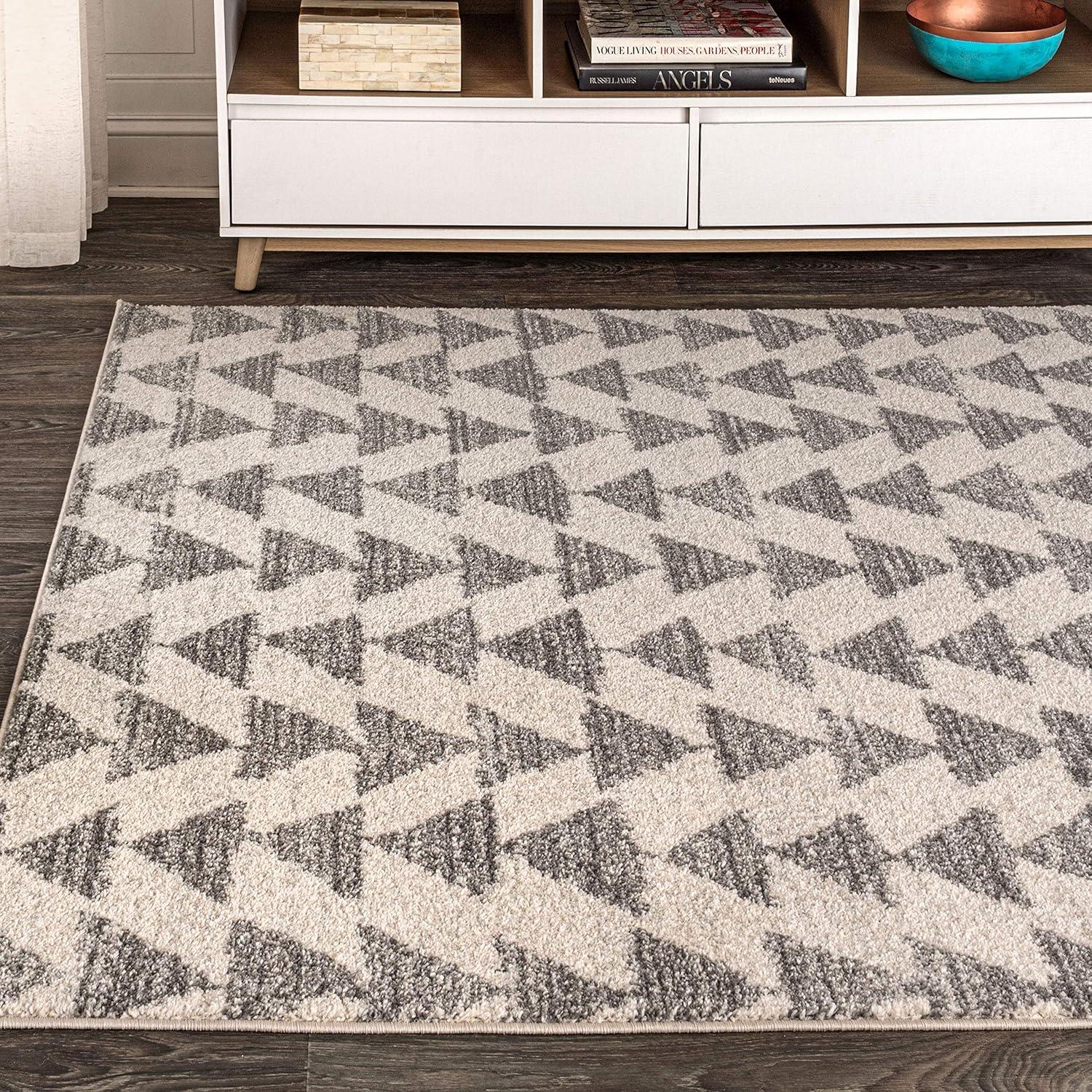 imageJONATHAN Y Aisha Moroccan Triangle Geometric BlackCream Indoor Area Rug 8x10 Contemporary Modern EasyCleaning for Living Room Bedroom Kitchen Pet Friendly NonShedding MOH206C8CreamGray