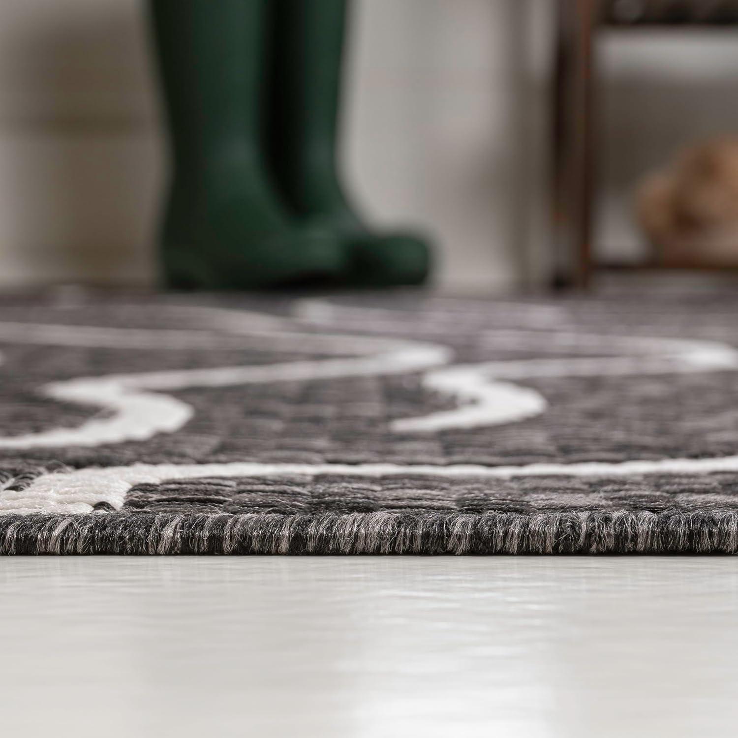 imageJONATHAN Y Coastal Organic Shapes Indoor Outdoor Area Rug 8X10 BlackCream Nolan Modern for Backyard Patio Porch EasyCleaning High Traffic PetFriendly NonShedding TSN307B8BlackCream