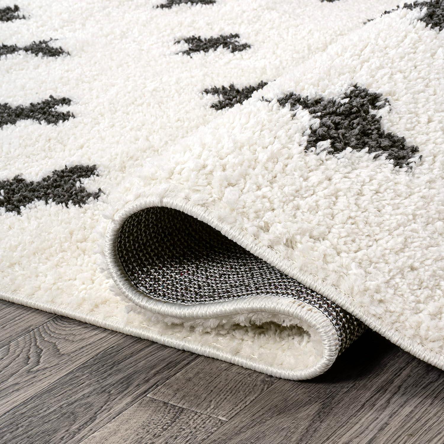 imageJONATHAN Y Cristo Berber Geometric Shag WhiteGray Runner Rug 2x8 Bohemian Contemporary EasyCleaning for Living Room Bedroom Kitchen Pet Friendly NonShedding MOH403A28WhiteGray