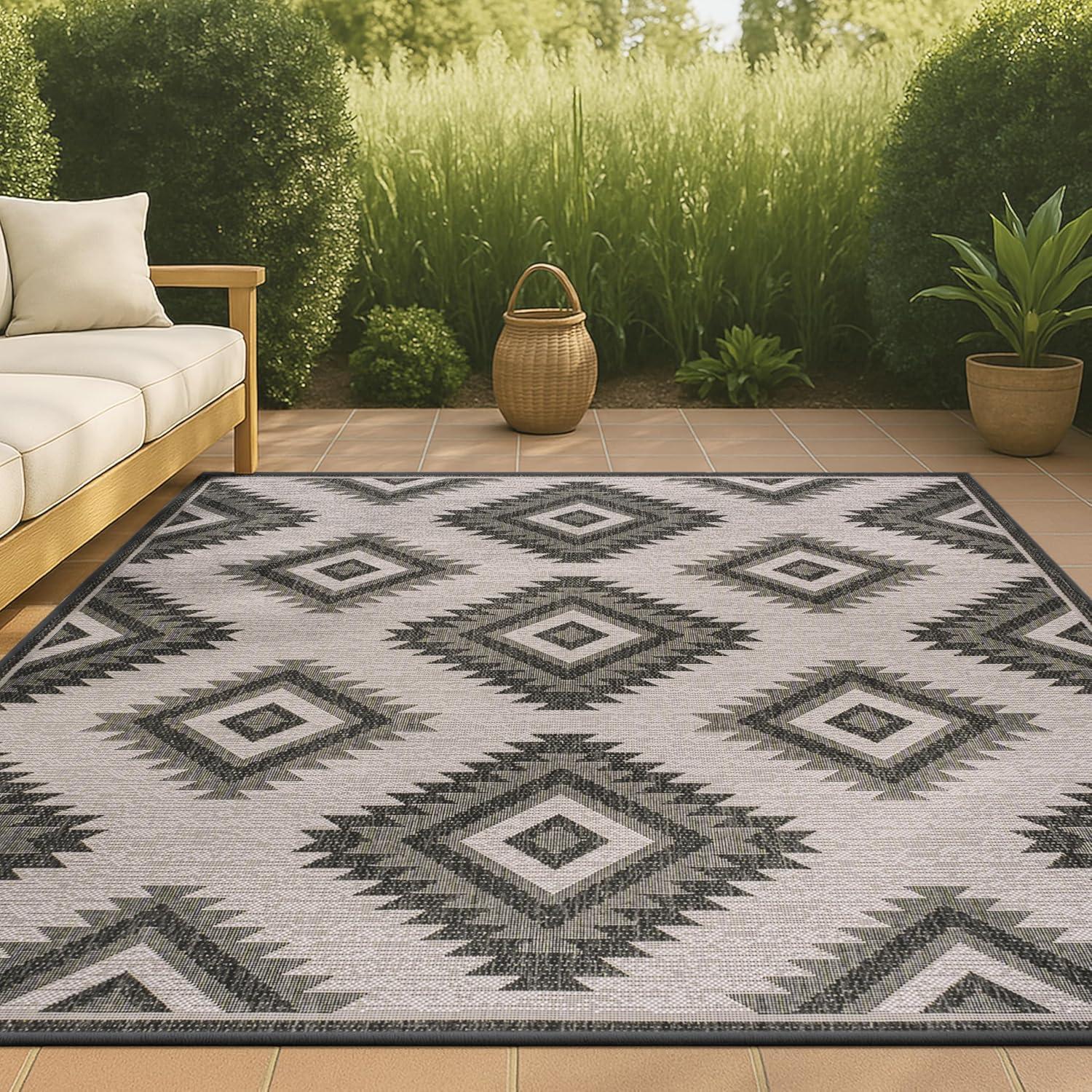 imageJONATHAN Y Moroccan Diamond Indoor Outdoor Area Rug 8X10 GreenCream Lior Geometric for Backyard Patio Porch EasyCleaning High Traffic PetFriendly NonShedding TSN202D8BlackCream