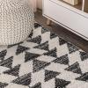 JONATHAN Y Aisha Moroccan Triangle Geometric Black/Cream Indoor Area Rug, 8×10, Contemporary, Modern, Easy-Cleaning for Living Room, Bedroom, Kitchen, Pet Friendly, Non-Shedding (MOH206C-8)(Cream/Black)