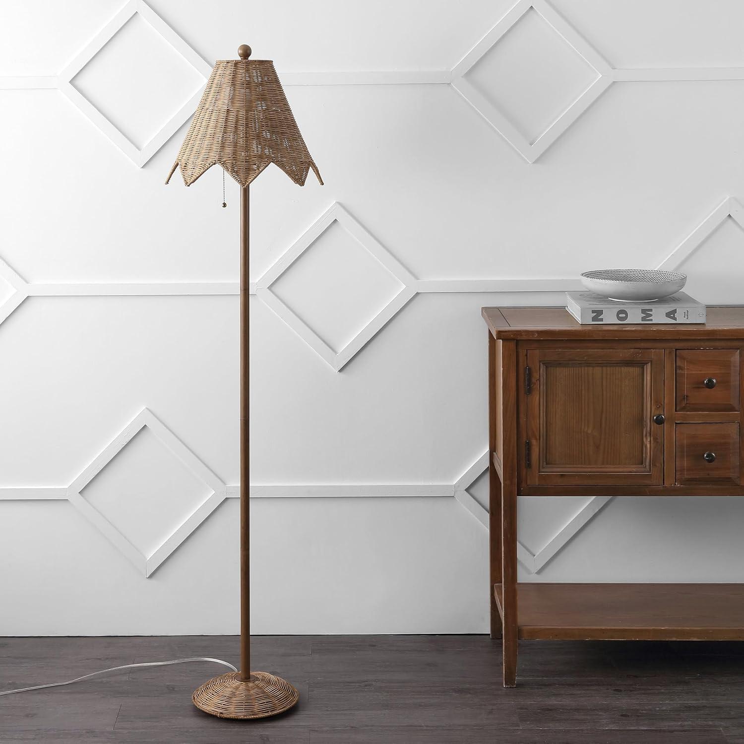 imageJONATHAN Y JYL5501A Tybee 605quot Traditional Coastal Rattan Scalloped LED Floor Lamp Minimalist Shabby Chic Classic Cottage Bedroom Living Room Entryway Office Dining Room Natural Brown