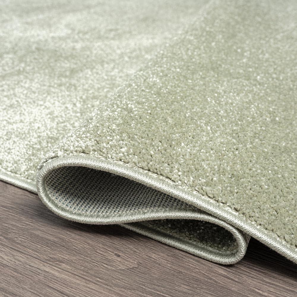 imageJONATHAN Y Haze Solid LowPile Green 5 Round Indoor Area Rug CoastalBohemianMinimalistClassic EasyCleaning for Living RoomBedroomKitchenPet FriendlyNonShedding SEU100O5R