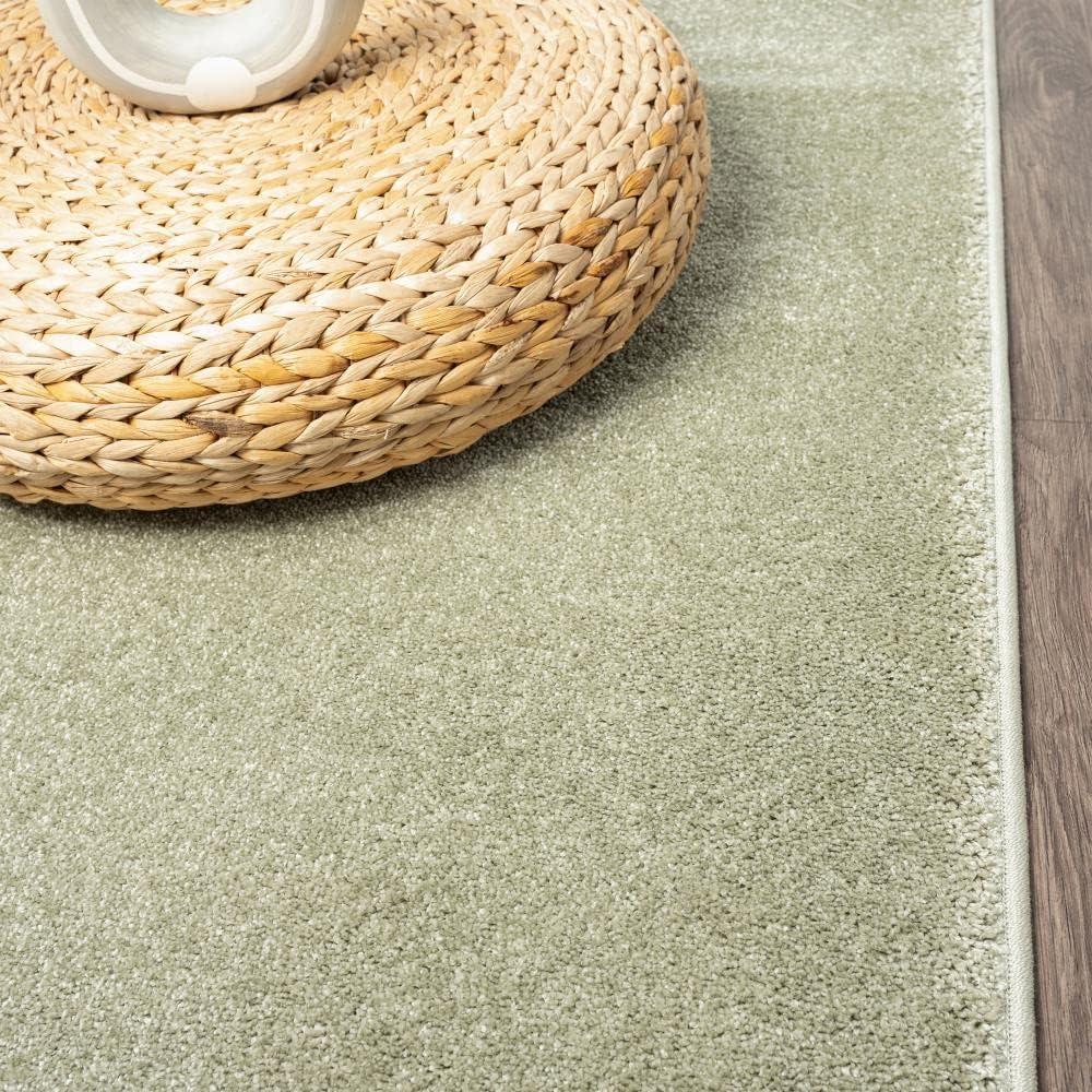 imageJONATHAN Y Haze Solid LowPile Green 5 Round Indoor Area Rug CoastalBohemianMinimalistClassic EasyCleaning for Living RoomBedroomKitchenPet FriendlyNonShedding SEU100O5R