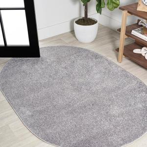 JONATHAN Y Haze Solid Low-Pile Gray 3×5 Oval Indoor Area Rug, Coastal,Bohemian,Minimalist,Classic, Easy-Cleaning for Living Room,Bedroom,Kitchen,Pet Friendly,Non-Shedding (SEU100A-3OV)