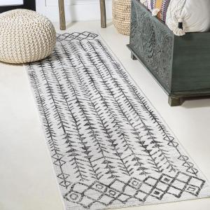 JONATHAN Y Bohemian Geometric Indoor Outdoor Runner Rug 2X8 Black/Ivory, Tokay for Backyard, Patio, Porch, Easy-Cleaning, High Traffic, Pet-Friendly, Non-Shedding (SMB132E-28)(Ivory/Black)