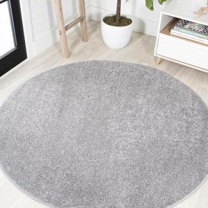 JONATHAN Y Haze Solid Low-Pile Gray 5′ Round Indoor Area Rug, Coastal,Bohemian,Minimalist,Classic, Easy-Cleaning for Living Room,Bedroom,Kitchen,Pet Friendly,Non-Shedding (SEU100A-5R)