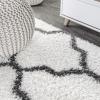JONATHAN Y Marrakesh Shag Trellis Ivory/Charcoal Indoor Area Rug, 5×8, Bohemian, Transitional, Easy-Cleaning for Living Room, Bedroom, Kitchen, Pet Friendly, Non-Shedding (ALA100A-5)(3’11” x 6′ (Rectangular))