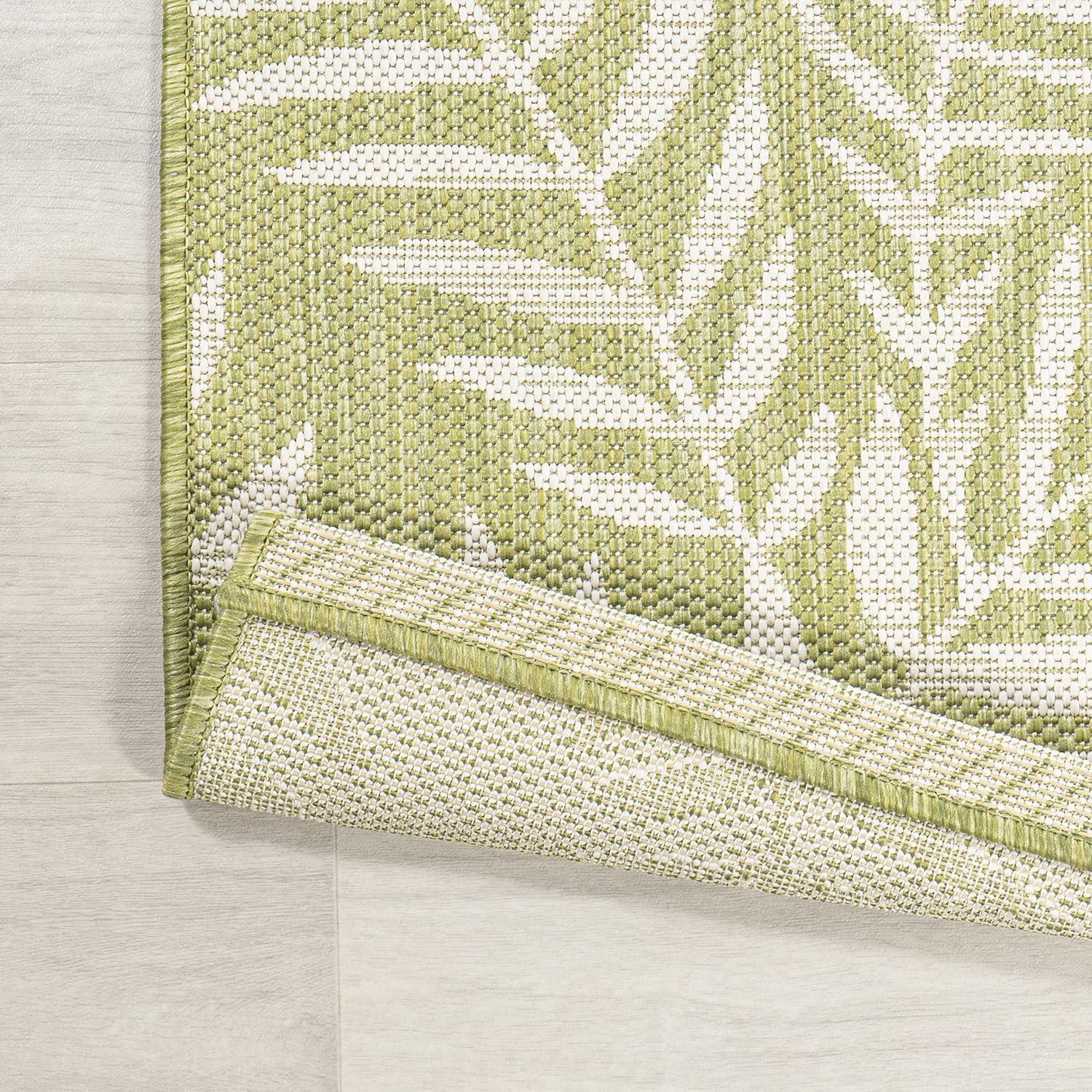 image:imageJONATHAN Y Palm Frond Indoor Outdoor Round Area Rug 5 Ft CreamGreen Nevis for Backyard Patio Porch EasyCleaning High Traffic PetFriendly NonShedding SMB119G5RGreenCream