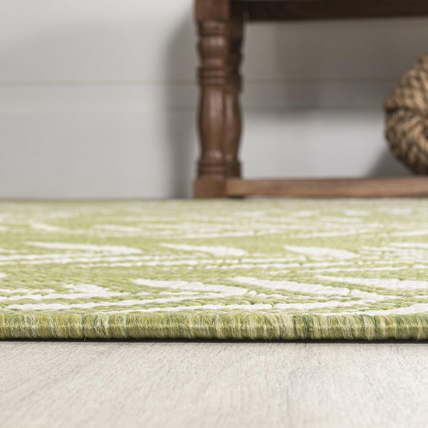 image:imageJONATHAN Y Palm Frond Indoor Outdoor Round Area Rug 5 Ft CreamGreen Nevis for Backyard Patio Porch EasyCleaning High Traffic PetFriendly NonShedding SMB119G5RGreenCream