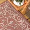 JONATHAN Y Vintage Filigree Indoor Outdoor Round Area Rug 5 Ft Yellow/Cream, Charleston Textured Weave for Backyard, Patio, Porch, Easy-Cleaning, High Traffic, Pet-Friendly, Non-Shedding (SMB106L-5R)(Red/Beige)