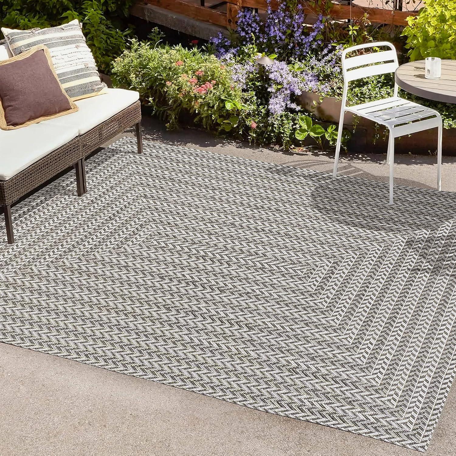image:imageJONATHAN Y Concentric Squares Indoor Outdoor Area Rug 3X5 BlackLight Gray Chevron Modern for Backyard Patio Porch EasyCleaning High Traffic PetFriendly NonShedding SMB206B3BlackLight Gray
