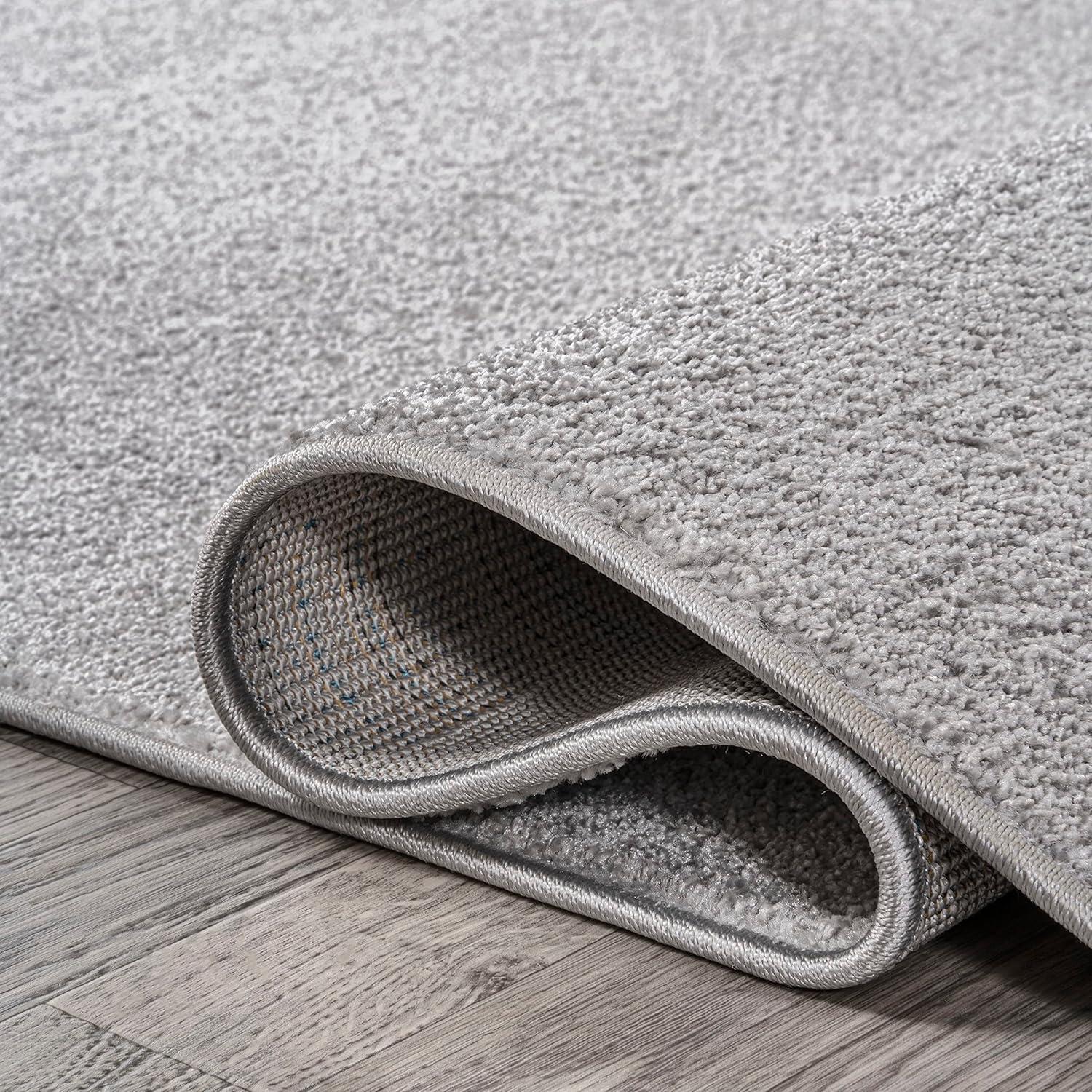 image:imageJONATHAN Y Haze Solid LowPile Light Gray Indoor Area Rug 4x6 CoastalBohemianMinimalistClassic EasyCleaning for Living RoomBedroomKitchenPet FriendlyNonShedding SEU100K4