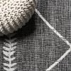 JONATHAN Y Tribal Diamond Trellis Indoor Outdoor Area Rug 3X5 Black/Ivory, Derya for Backyard, Patio, Porch, Easy-Cleaning, High Traffic, Pet-Friendly, Non-Shedding (SMB129E-3)(Black/Ivory)