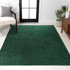 JONATHAN Y Haze Solid Low-Pile Emerald Indoor Area Rug 5×8, Coastal,Bohemian,Minimalist,Classic, Easy-Cleaning for Living Room,Bedroom,Kitchen,Pet Friendly,Non-Shedding (SEU100L-5)