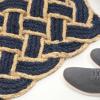 JONATHAN Y Scalloped Basketweave Coir Indoor Outdoor Mat 18″X30″ Natural/Bleach, Maeve Classic Coastal for Backyard, Patio, Porch, Easy-Cleaning, High Traffic, Pet-Friendly Non-Shedding NRF100B-1830(Navy/Bleach)