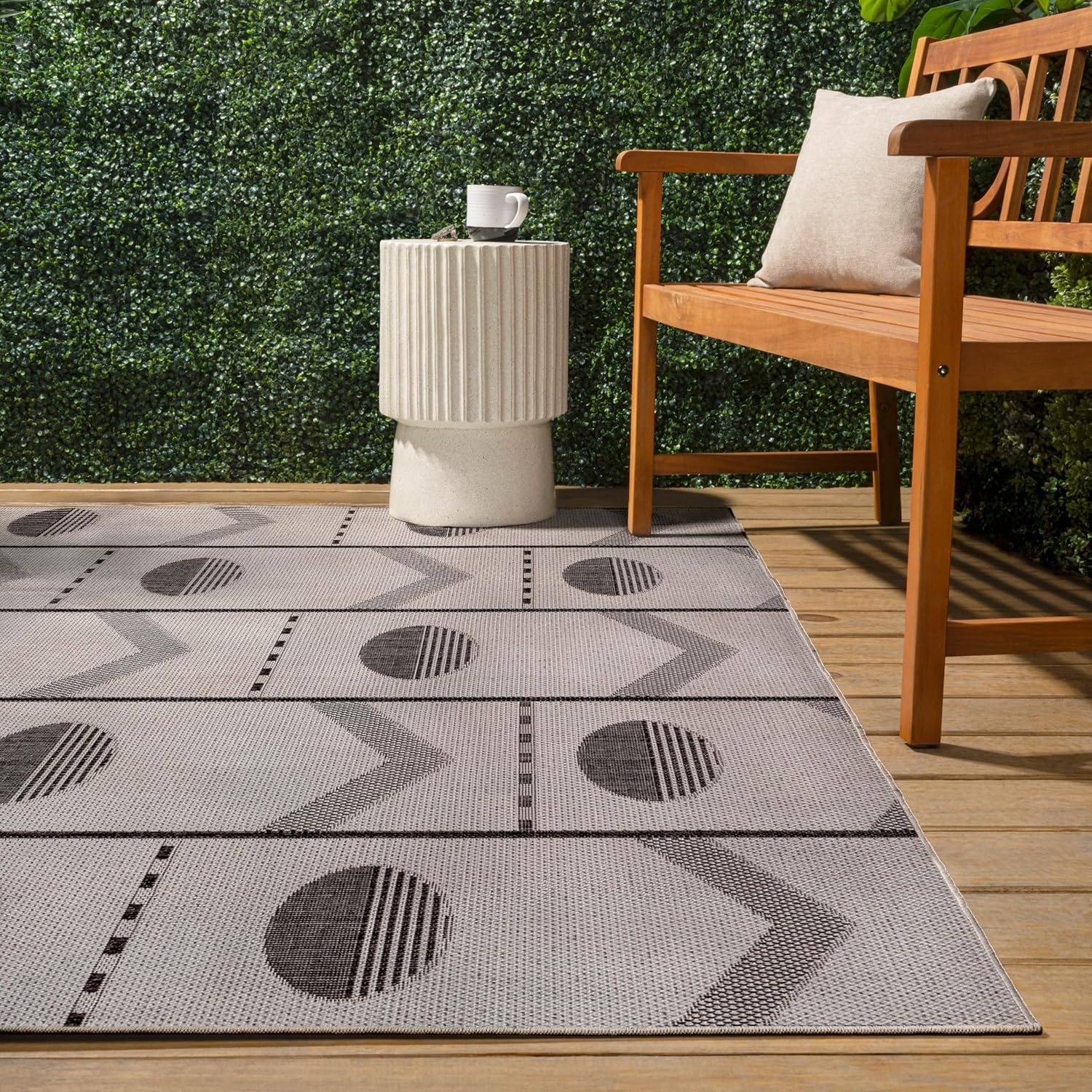 image:imageJONATHAN Y Geometric Indoor Outdoor Area Rug 3X5 NavyCream Soren Modern for Backyard Patio Porch EasyCleaning High Traffic PetFriendly NonShedding TSN304C3CreamBlack