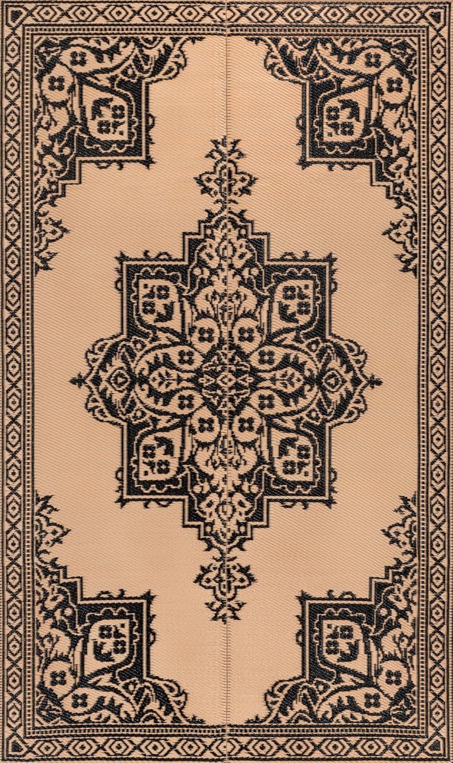 image:imageJONATHAN Y Meadow Grace Polypropylene Dory Medallion Border Waterproof Reversible Plastic Straw Outdoor Area Rug for Patio and Entryway 3 x 5 Gray and White MDW102B3BlackCream